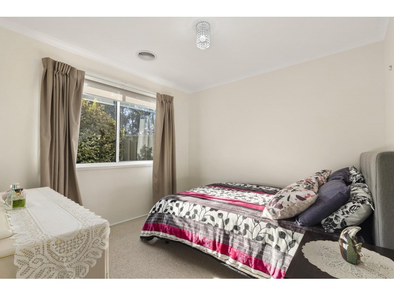 1/24 Helen Mayo Crescent, Bonython ACT 2905