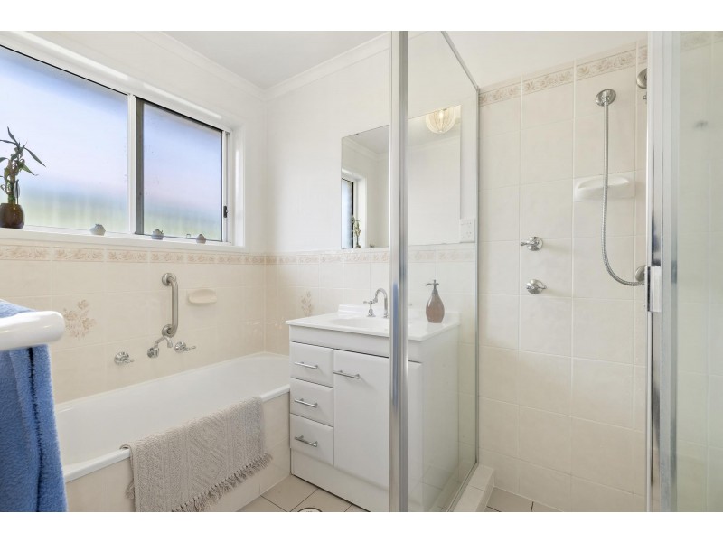 1/24 Helen Mayo Crescent, Bonython ACT 2905
