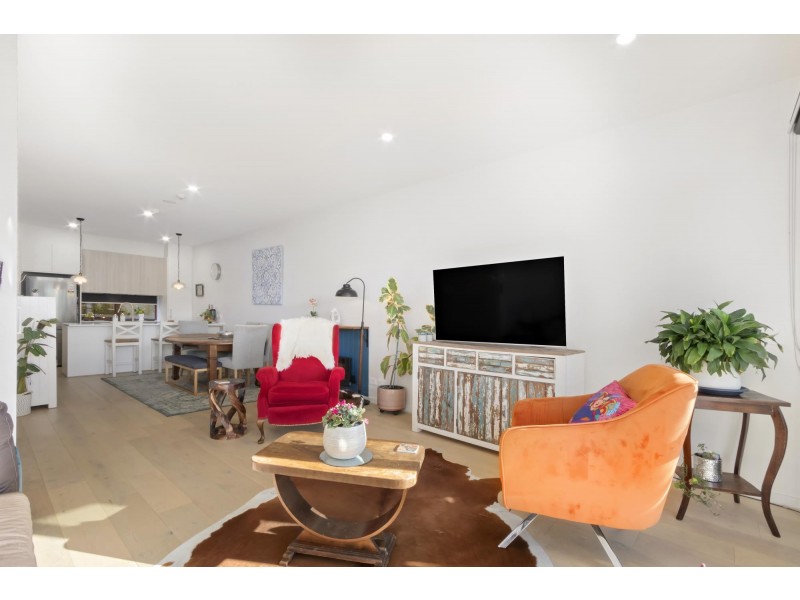 5/15 Cynthea Teague Crescent, Greenway ACT 2900