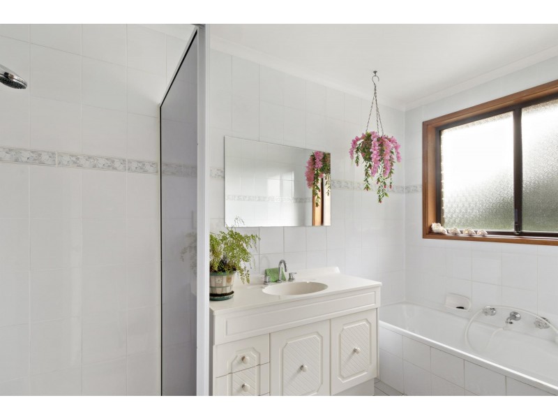 15 Schonell Circuit, Oxley ACT 2903