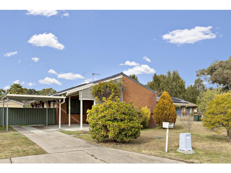 7 Lahey Place, Chisholm ACT 2905