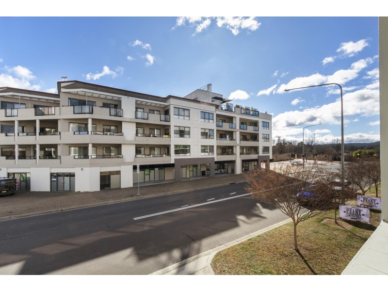 3/56 Cowlishaw Street, Greenway ACT 2900
