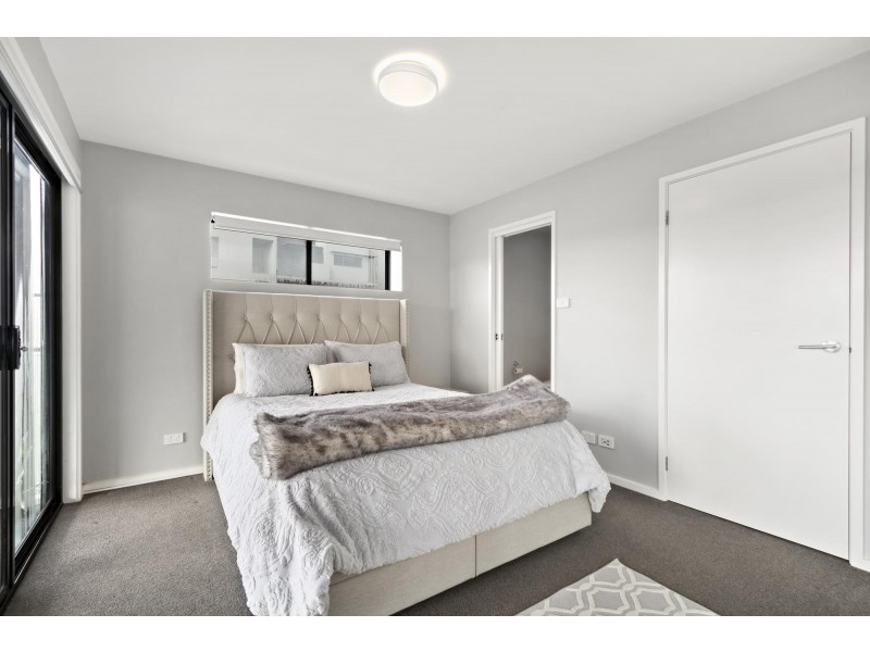 218/12 Limburg Way, Greenway ACT 2900