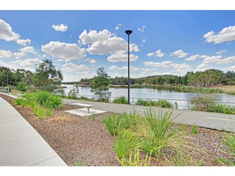 218/12 Limburg Way, Greenway ACT 2900