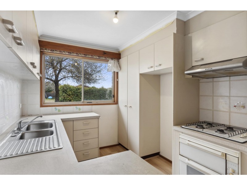 12 Tallon Place, Gordon ACT 2906