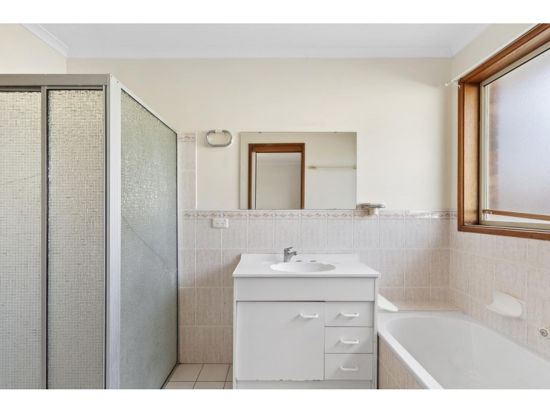 12 Tallon Place, Gordon ACT 2906