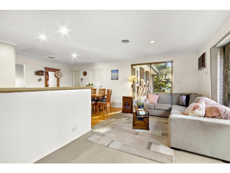 14 Stobie Place, Monash ACT 2904