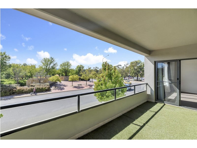 5/2 Eileen Good Street, Greenway ACT 2900