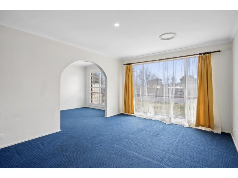 11 Ellerston Avenue, Isabella Plains ACT 2905