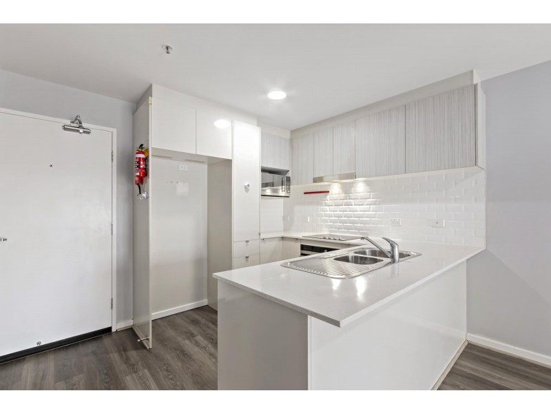 17/311 Anketell Street, Greenway ACT 2900