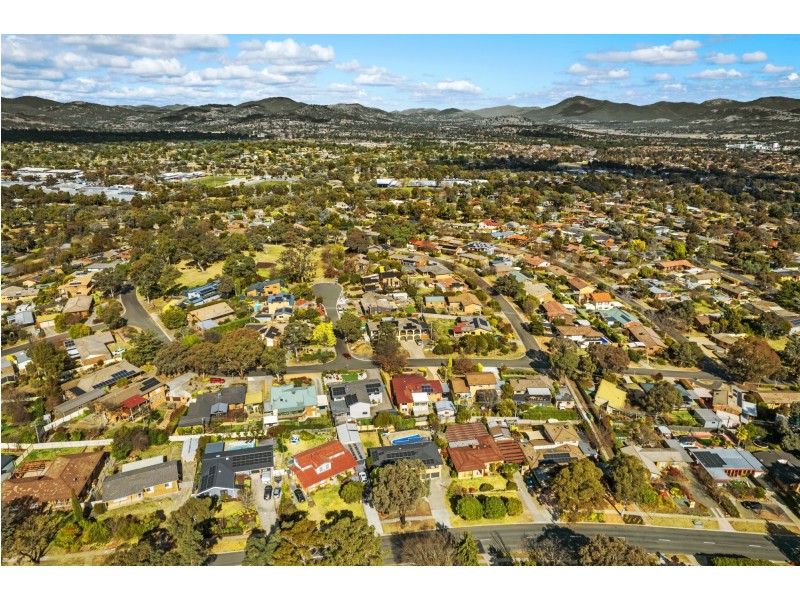 18 Kirkton Street, Wanniassa ACT 2903