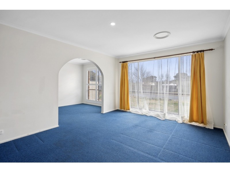 11 Ellerston Avenue, Isabella Plains ACT 2905