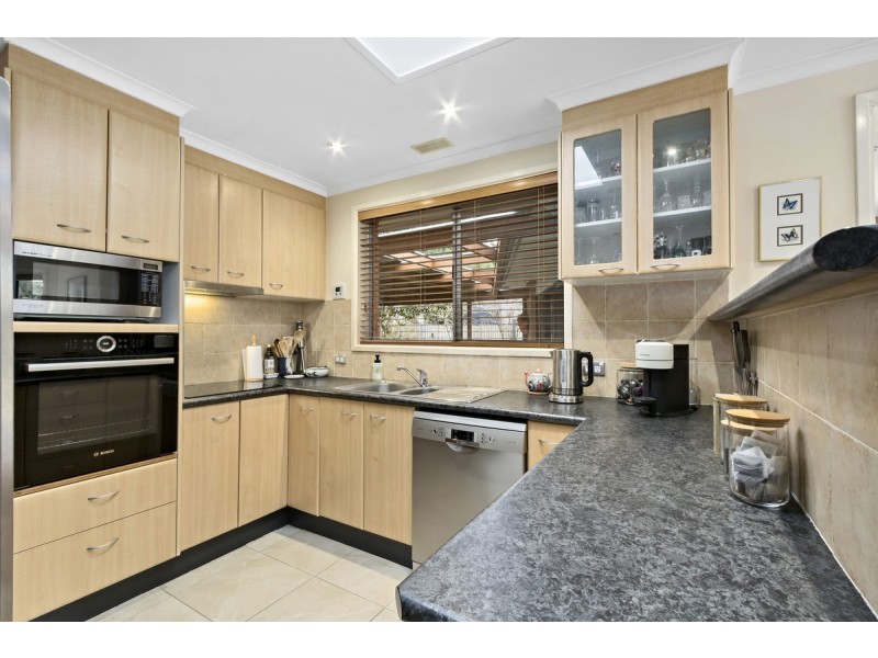 1 Coglin Place, Kambah ACT 2902