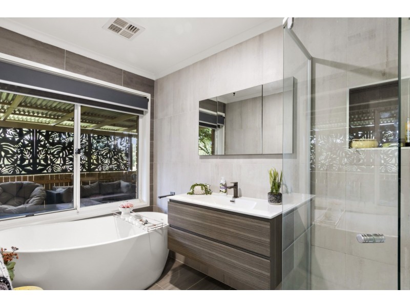 10 Handasyde Street, Conder ACT 2906