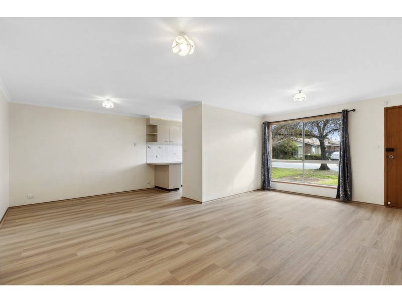 12 Tallon Place, Gordon ACT 2906