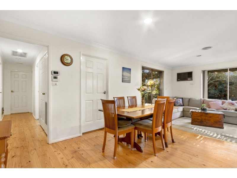 14 Stobie Place, Monash ACT 2904