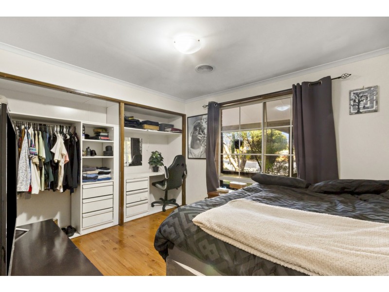 14 Stobie Place, Monash ACT 2904