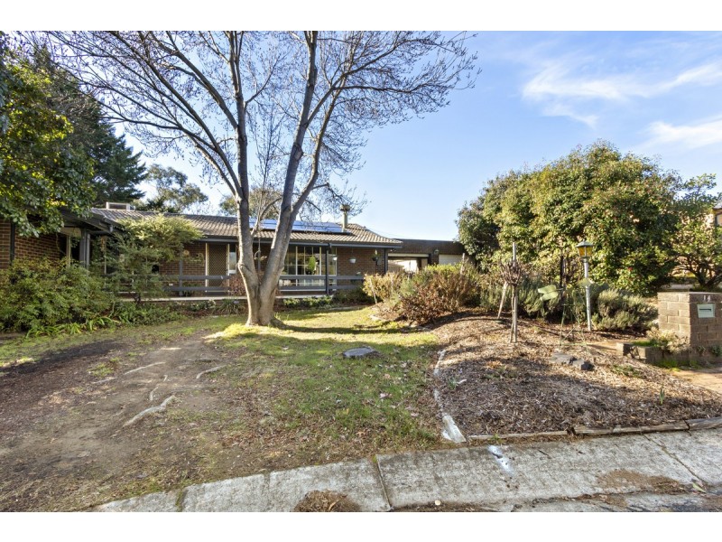 14 Stobie Place, Monash ACT 2904
