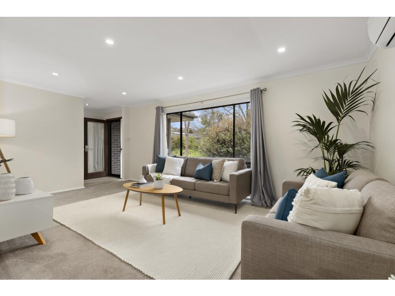 13 Couchman Crescent, Chisholm ACT 2905