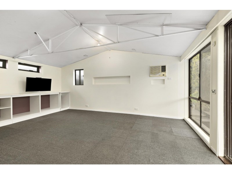 13 Couchman Crescent, Chisholm ACT 2905