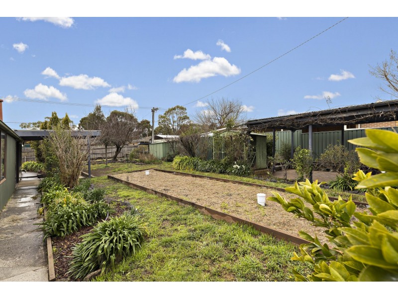 13 Couchman Crescent, Chisholm ACT 2905