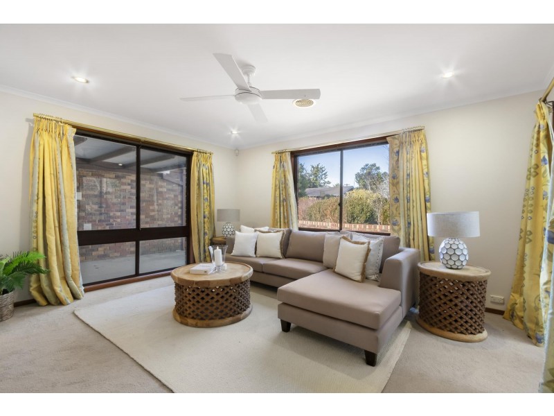 6 Wagstaff Place, Isabella Plains ACT 2905