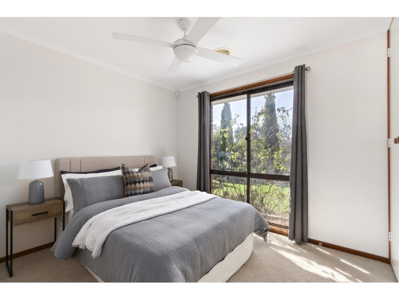 6 Wagstaff Place, Isabella Plains ACT 2905