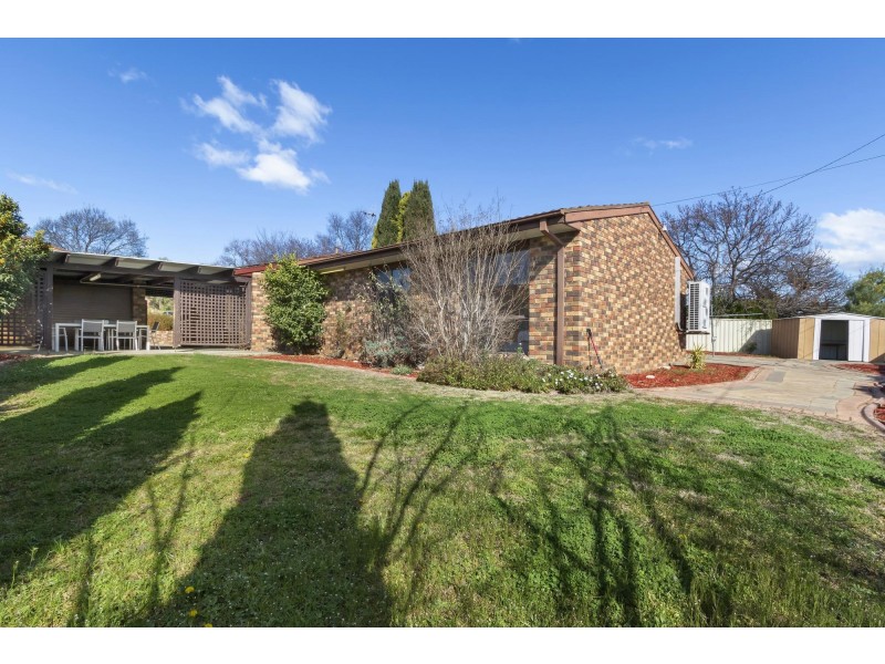 6 Wagstaff Place, Isabella Plains ACT 2905