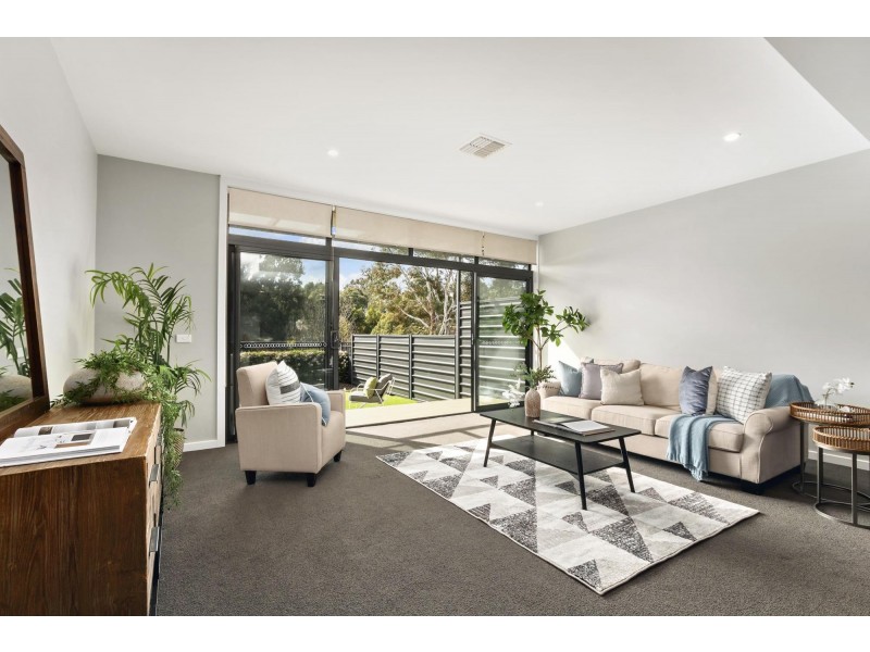 23 Cynthea Teague Crescent, Greenway ACT 2900