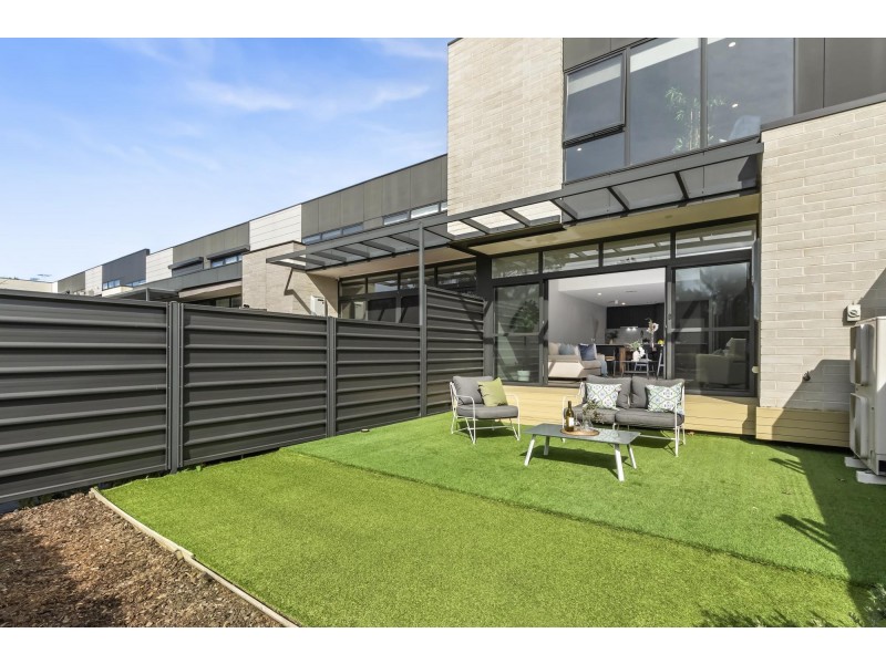 23 Cynthea Teague Crescent, Greenway ACT 2900