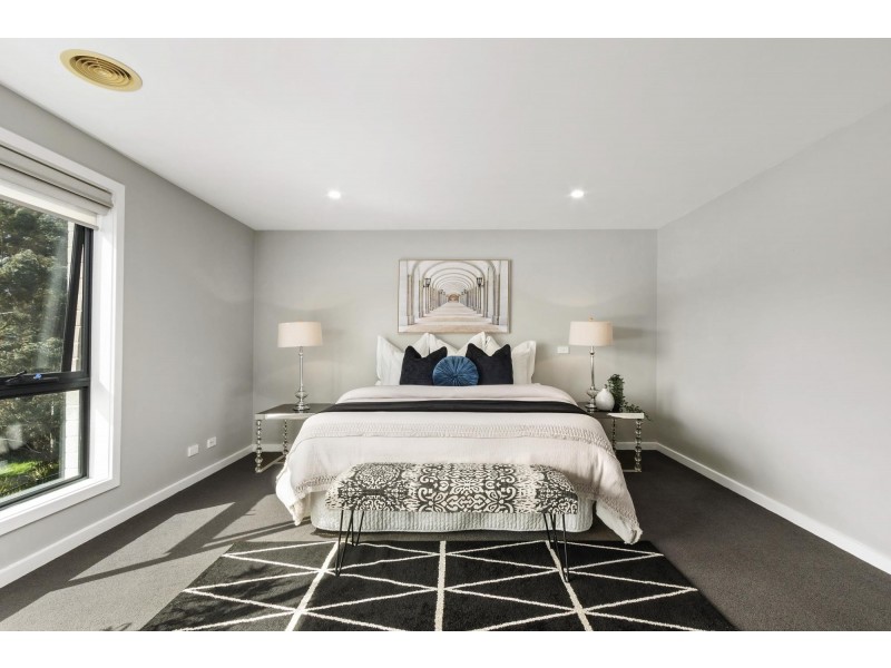 23 Cynthea Teague Crescent, Greenway ACT 2900