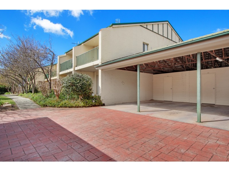 45/12 Albermarle Place, Phillip ACT 2606