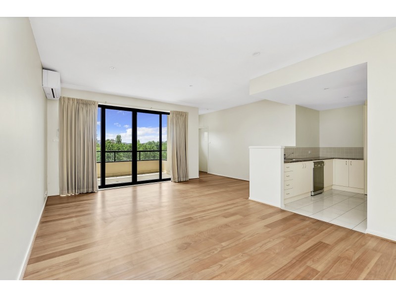 33/1 Drew Street, Greenway ACT 2900