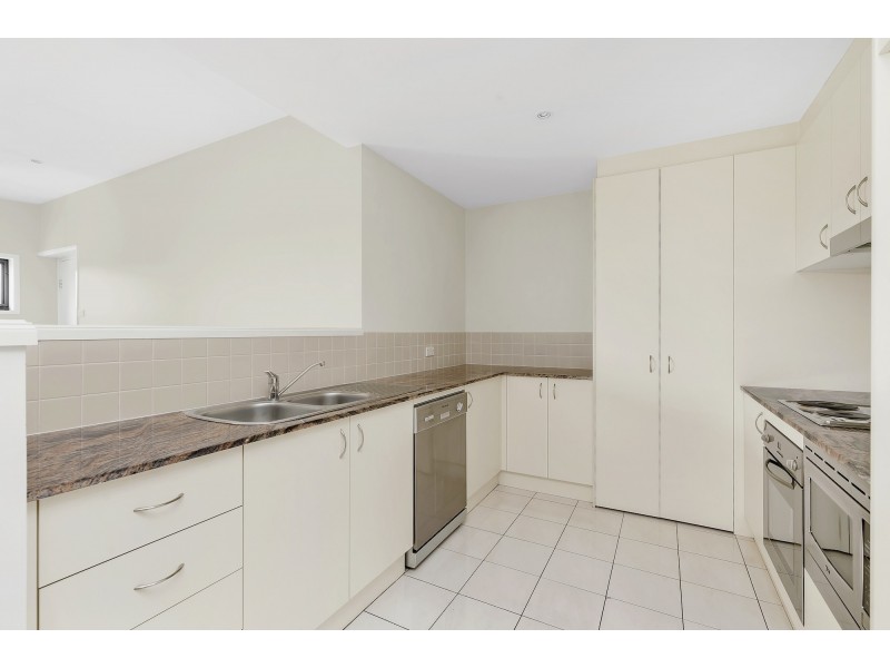 33/1 Drew Street, Greenway ACT 2900