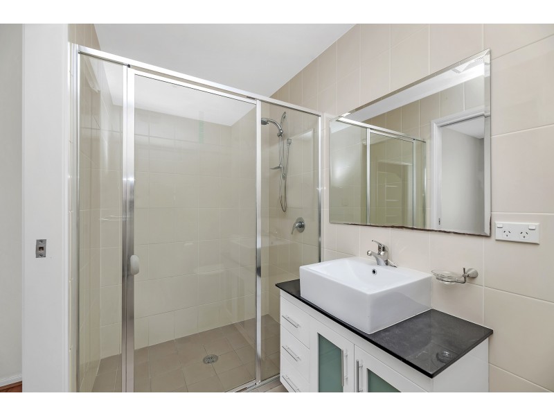 33/1 Drew Street, Greenway ACT 2900