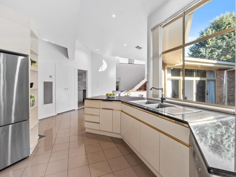 5 Arrellah Place, O’malley ACT 2606