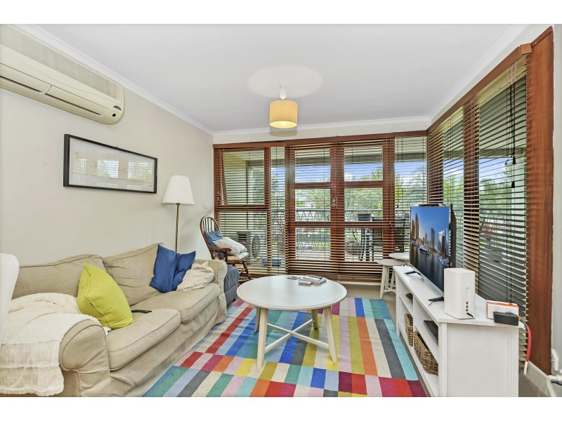 51/18 Captain Cook Crescent, Griffith ACT 2603