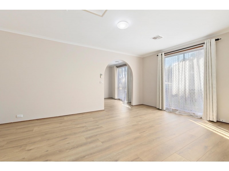 30 Newman-Morris Circuit, Oxley ACT 2903