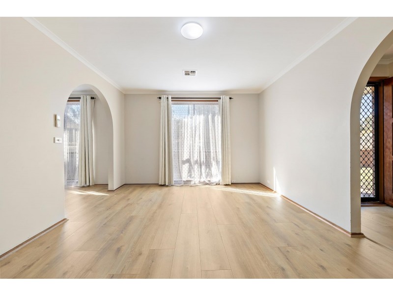 30 Newman-Morris Circuit, Oxley ACT 2903