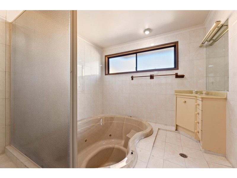 30 Newman-Morris Circuit, Oxley ACT 2903