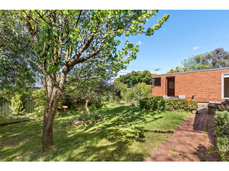 3 McCay Place, Pearce ACT 2607