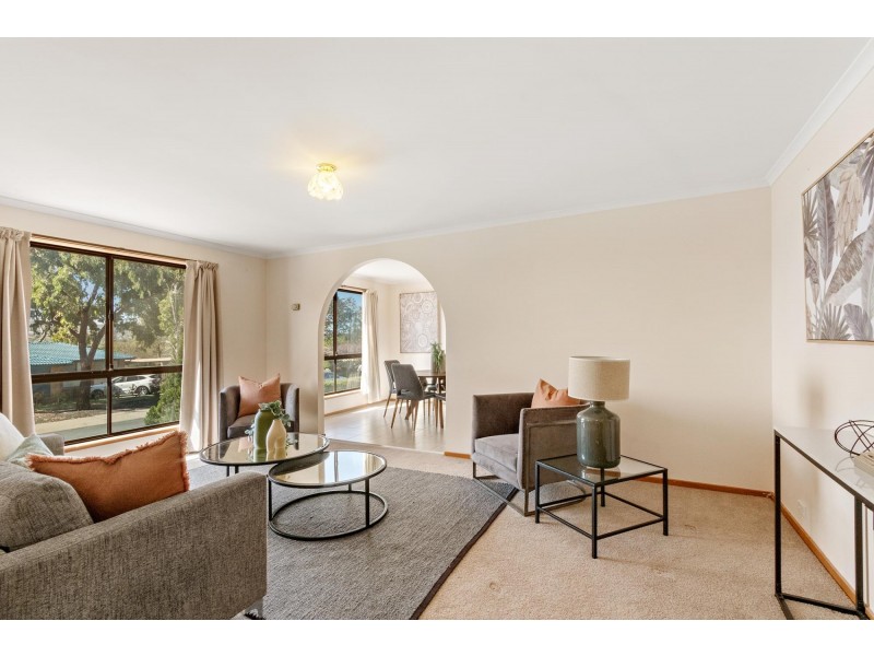 18 Bandulla Street, Isabella Plains ACT 2905