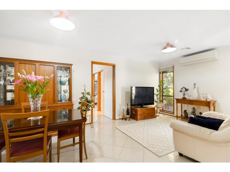 13 Leibnitz Place, Isabella Plains ACT 2905