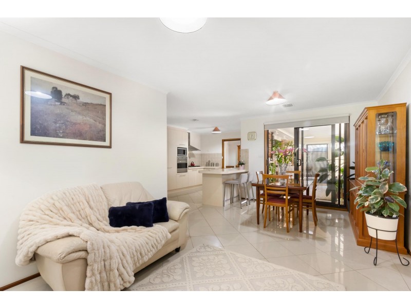 13 Leibnitz Place, Isabella Plains ACT 2905