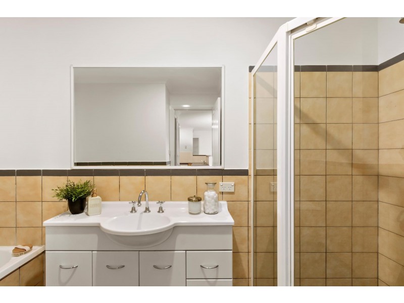 16/67 Barraclough Crescent, Monash ACT 2904