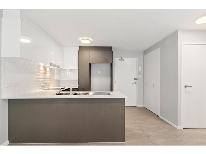 154/8 Limburg Way, Greenway ACT 2900