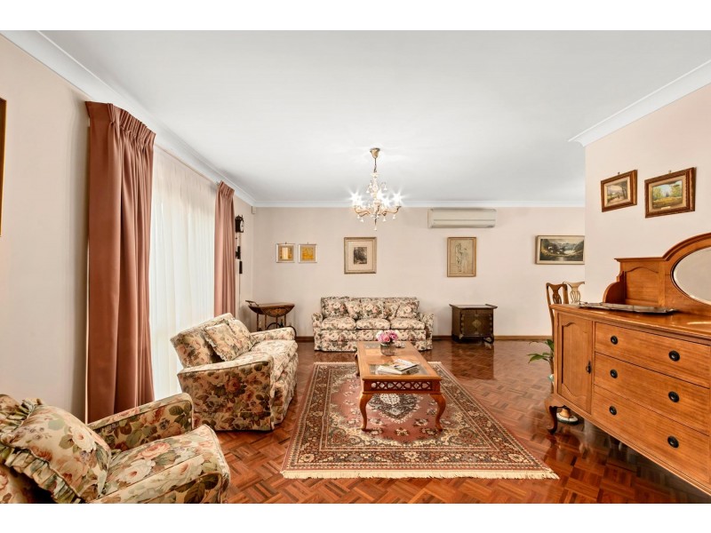 18 Pankhurst Crescent, Gilmore ACT 2905