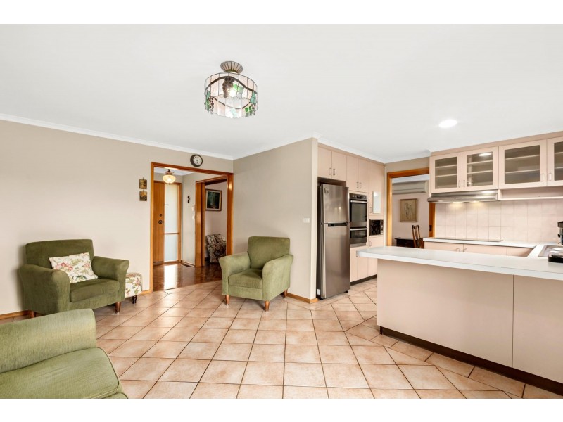 18 Pankhurst Crescent, Gilmore ACT 2905