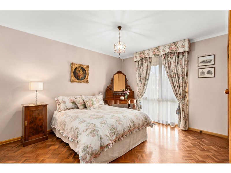 18 Pankhurst Crescent, Gilmore ACT 2905