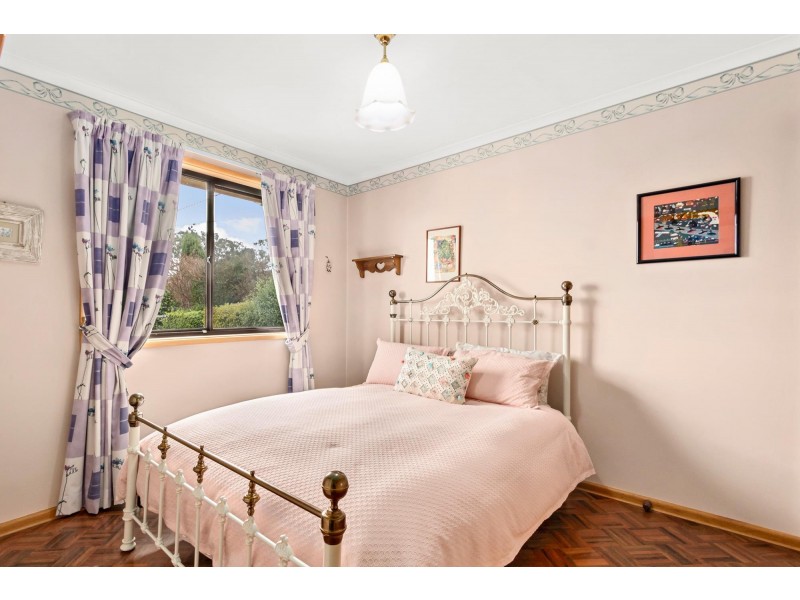 18 Pankhurst Crescent, Gilmore ACT 2905